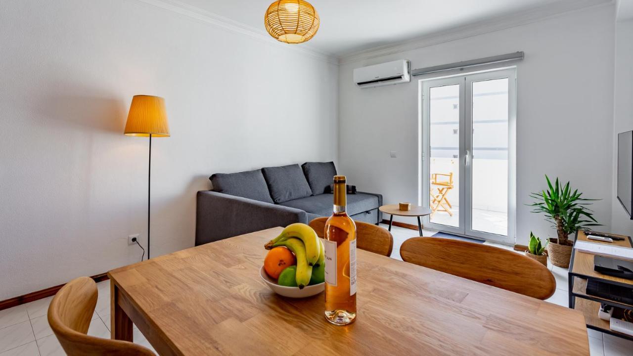Bright 1Bdr Apartment W/Balcony By Lovelystay 维拉·雷阿尔·德·桑托亚 外观 照片